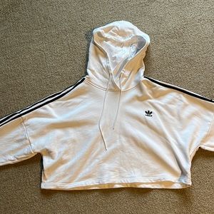 Cropped Adidas black and white sweatshirt